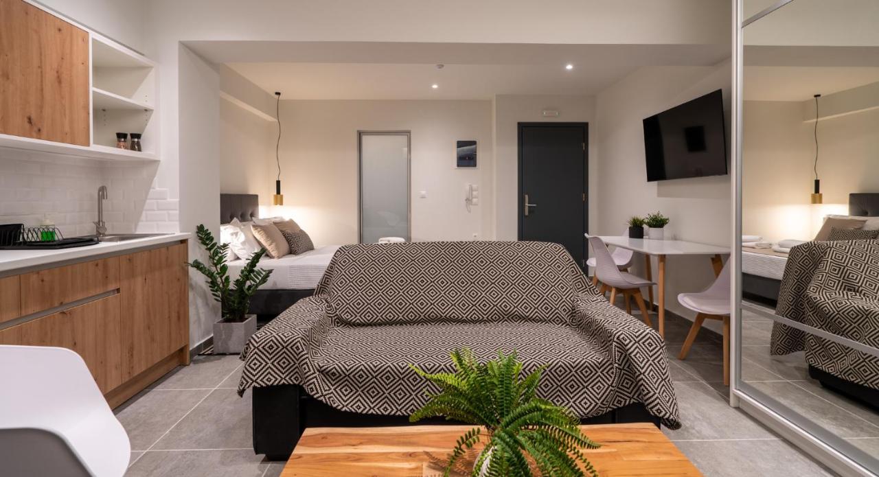 Stories Apartment *